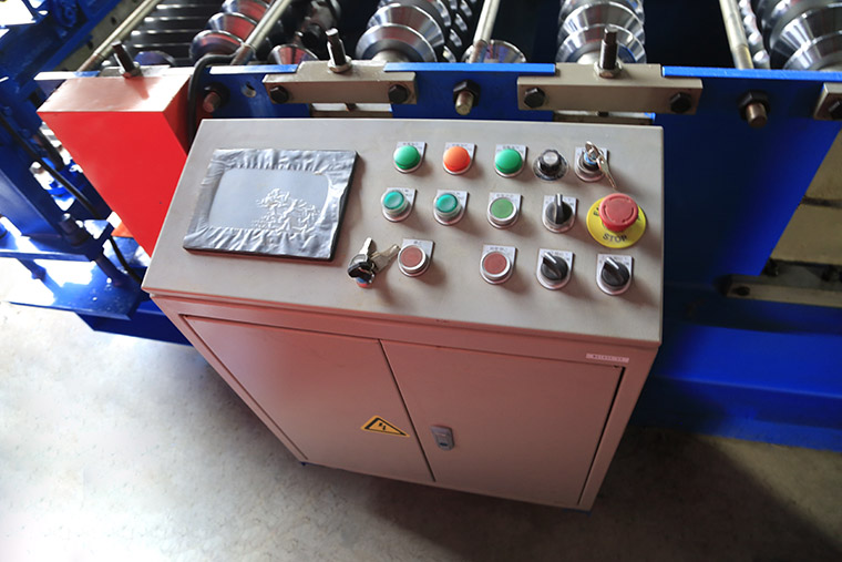 Corrugated Sheet Roll Forming Machine