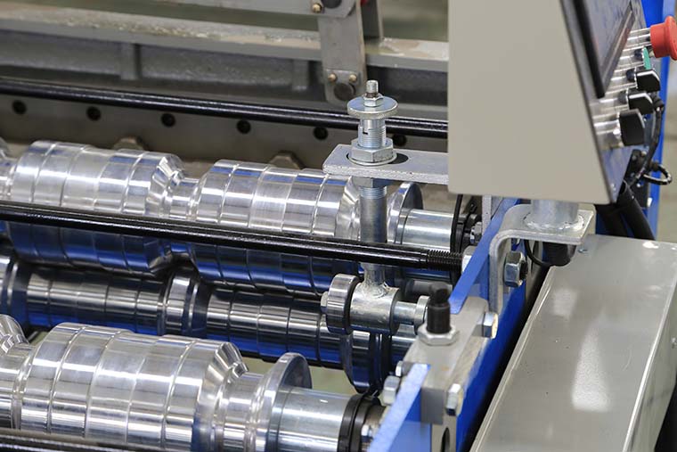 Roof Panel Roll Forming Machine Roof Panel Roll Forming Machine