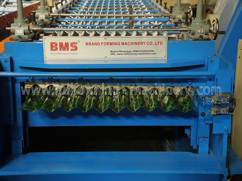 Corrugated Panel Roll Forming Machine 